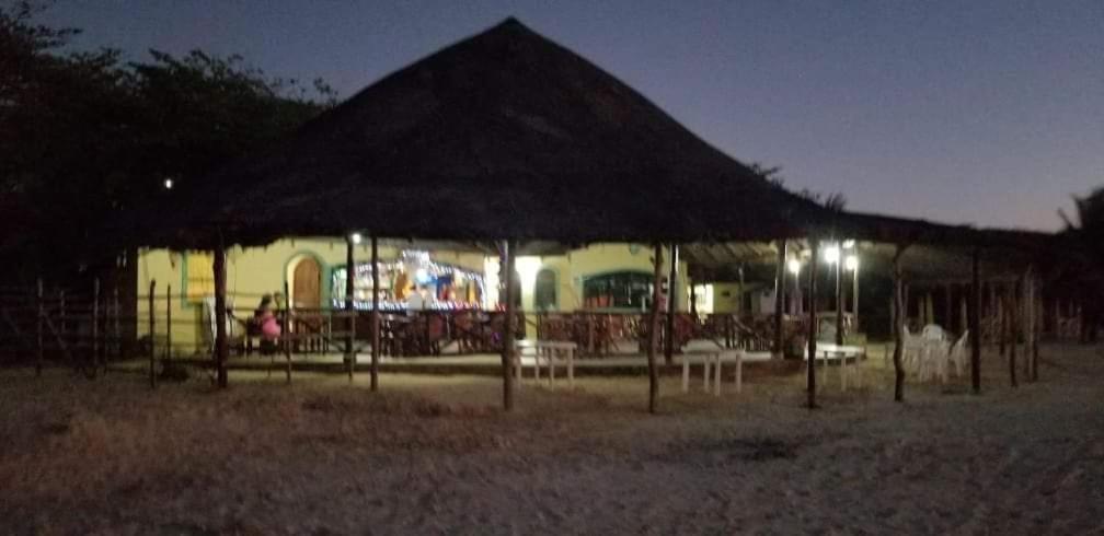 Hotel Pic-Nic Beach Corn Island Exterior foto