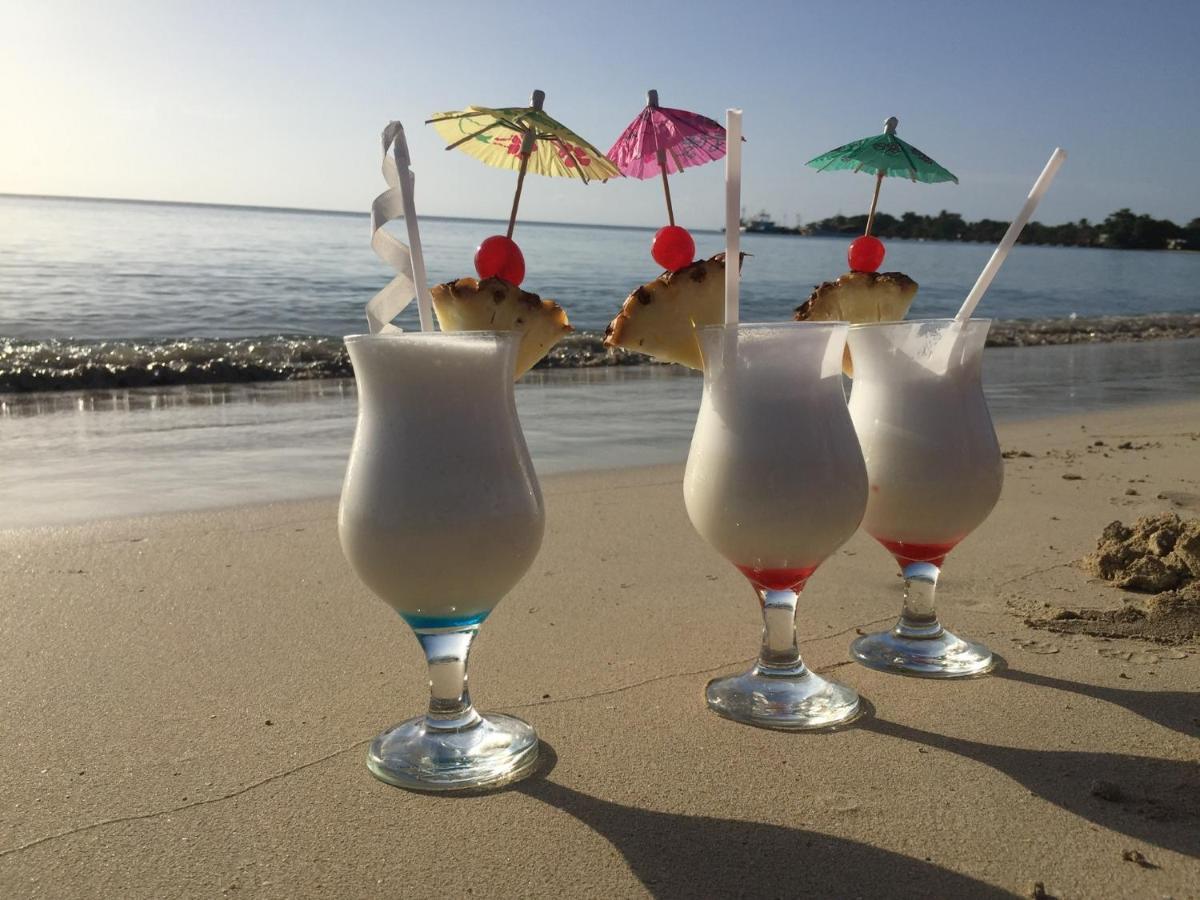 Hotel Pic-Nic Beach Corn Island Exterior foto